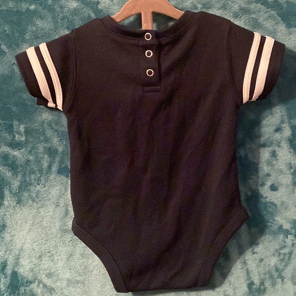 BUNDLE DISCOUNTS! Baby 3-6 mo Houston Texans NFL Team Apparel onesie jersey - Picture 7 of 8